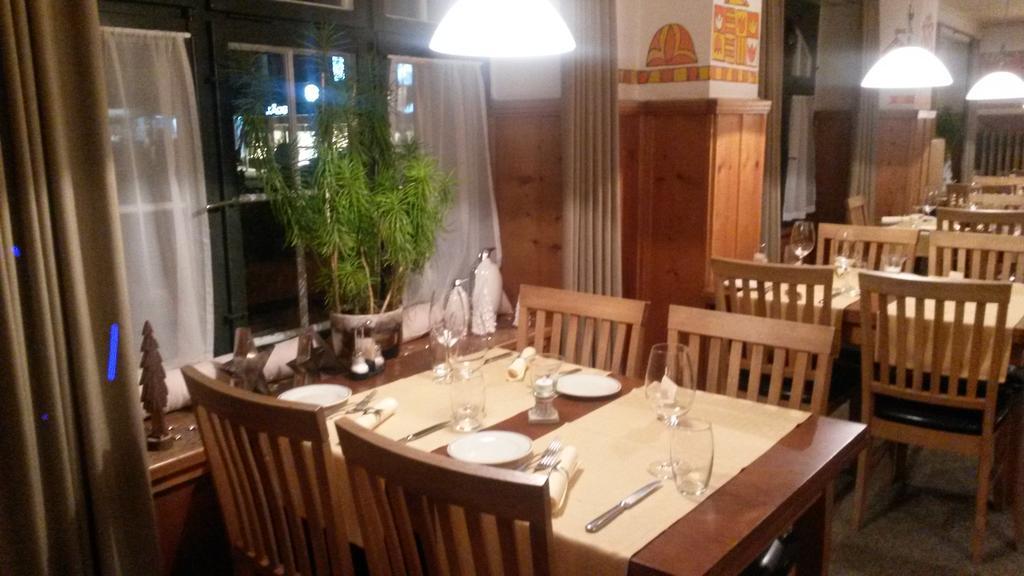 Hotel Danis เลนเซอร์ไฮเดอ ภายนอก รูปภาพ