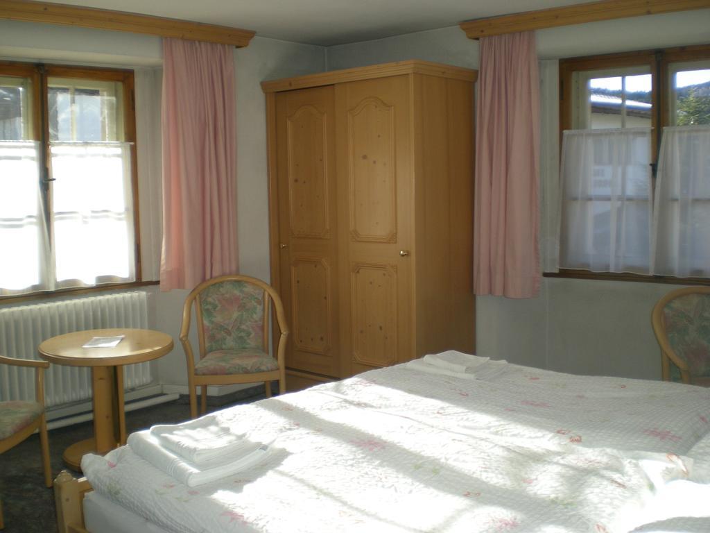 Hotel Danis เลนเซอร์ไฮเดอ ภายนอก รูปภาพ